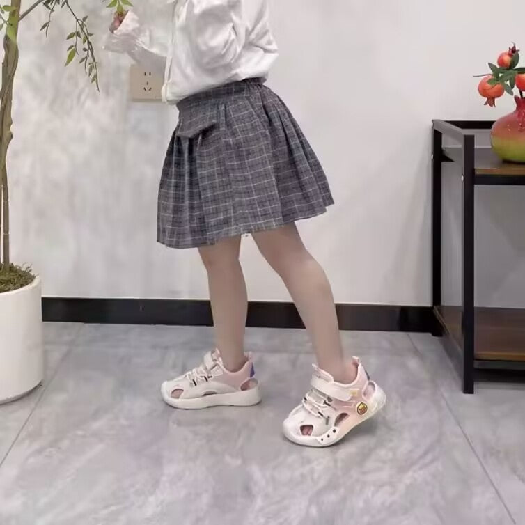 ™Walnut Duck-‌Pink Two-Tone Closed-Toe Reinforced Sandals